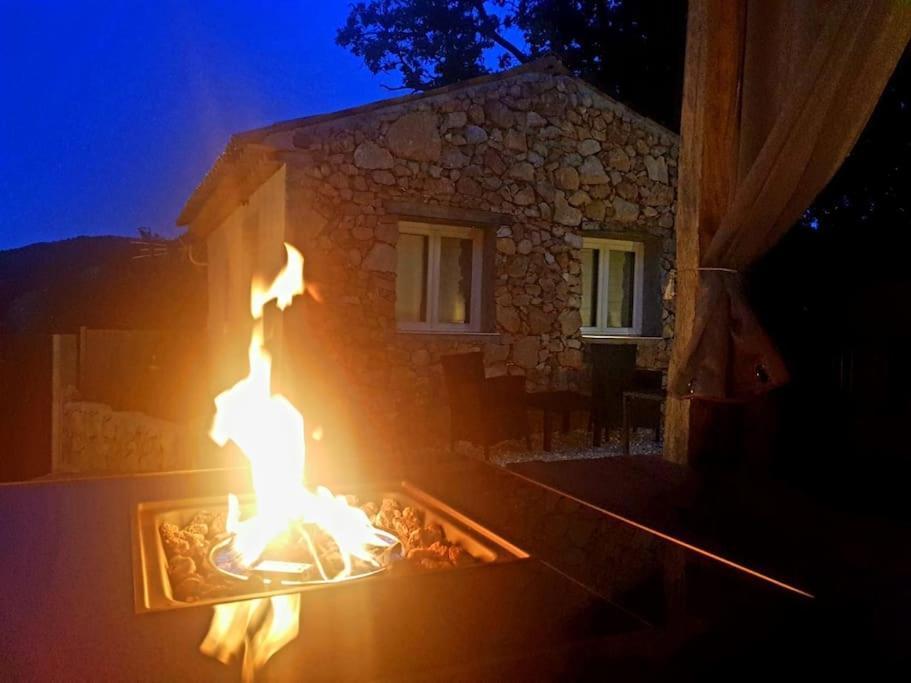 L'Antre Deux Pierres, Romantisme, Jacuzzi Exterieur, Plateau Dinatoire Bouyon Eksteriør billede